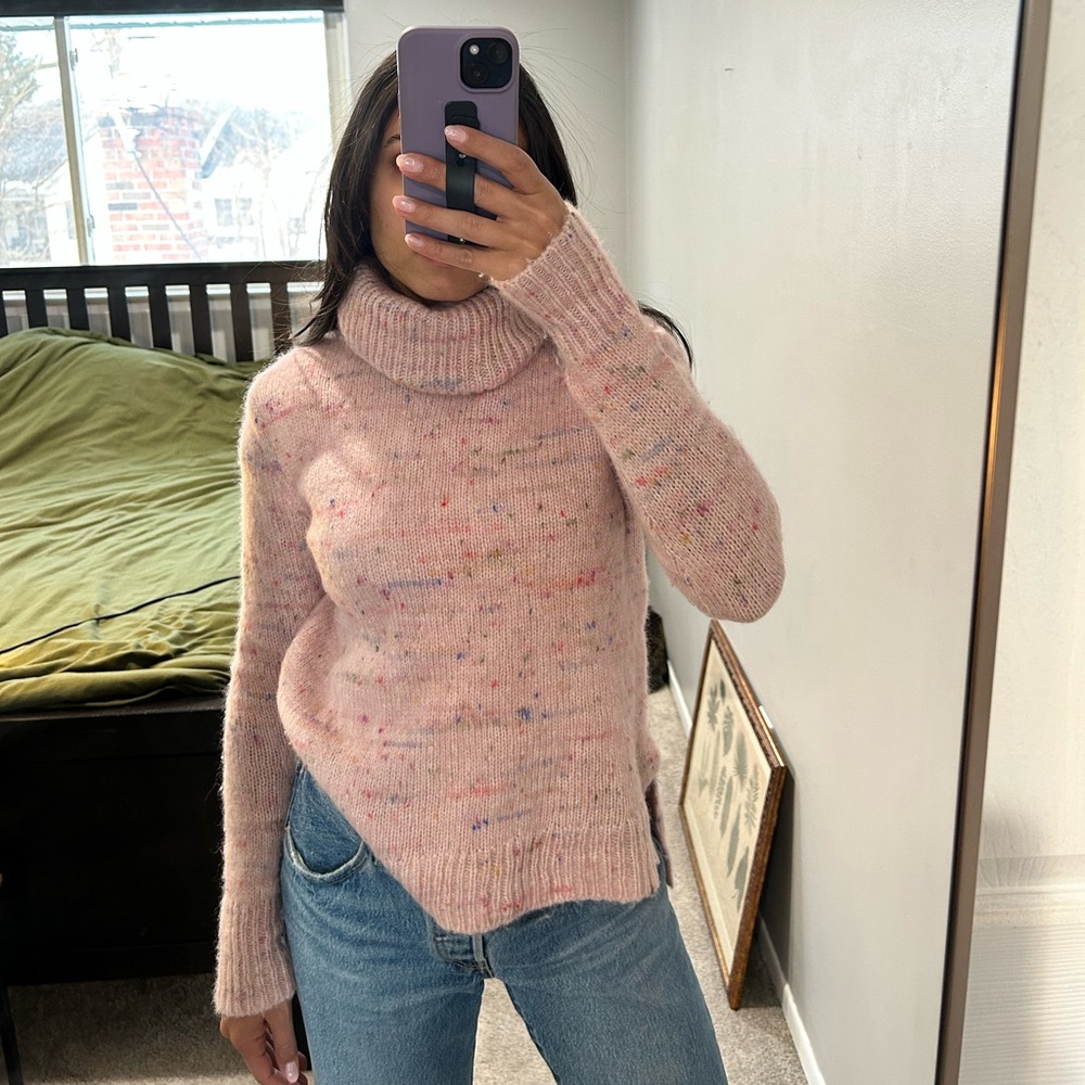 Banana Republic Soft Pink Multicolor Turtleneck Sweater